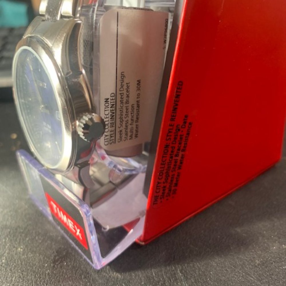 Timex City Gents Collection Watch, Stainless Steel - BRAND NEW, NEVER WORN